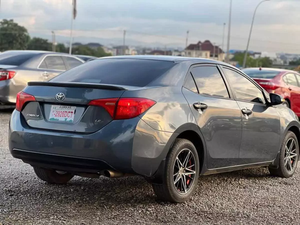 Toyota Corolla   - 2015