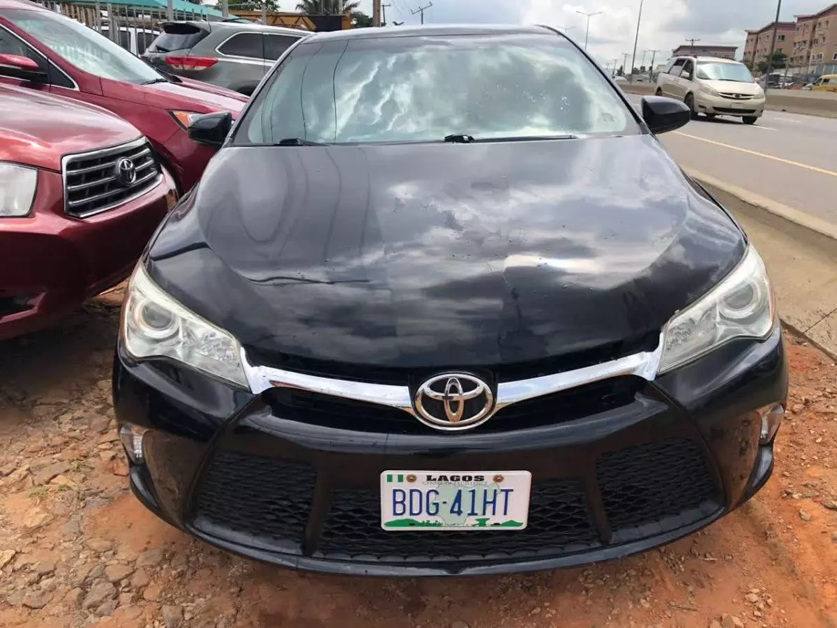 Toyota Camry   - 2015