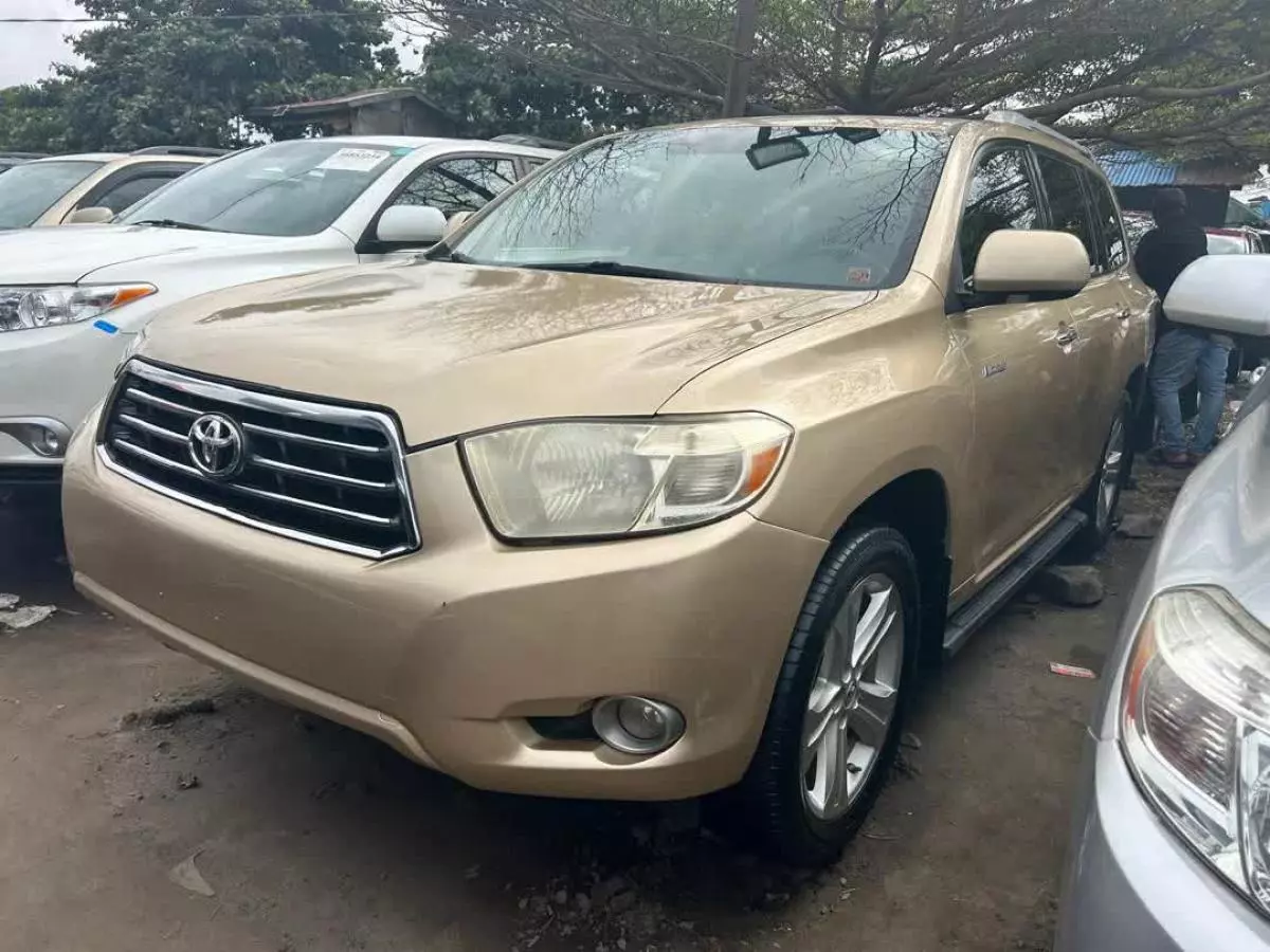 Toyota Highlander   - 2008