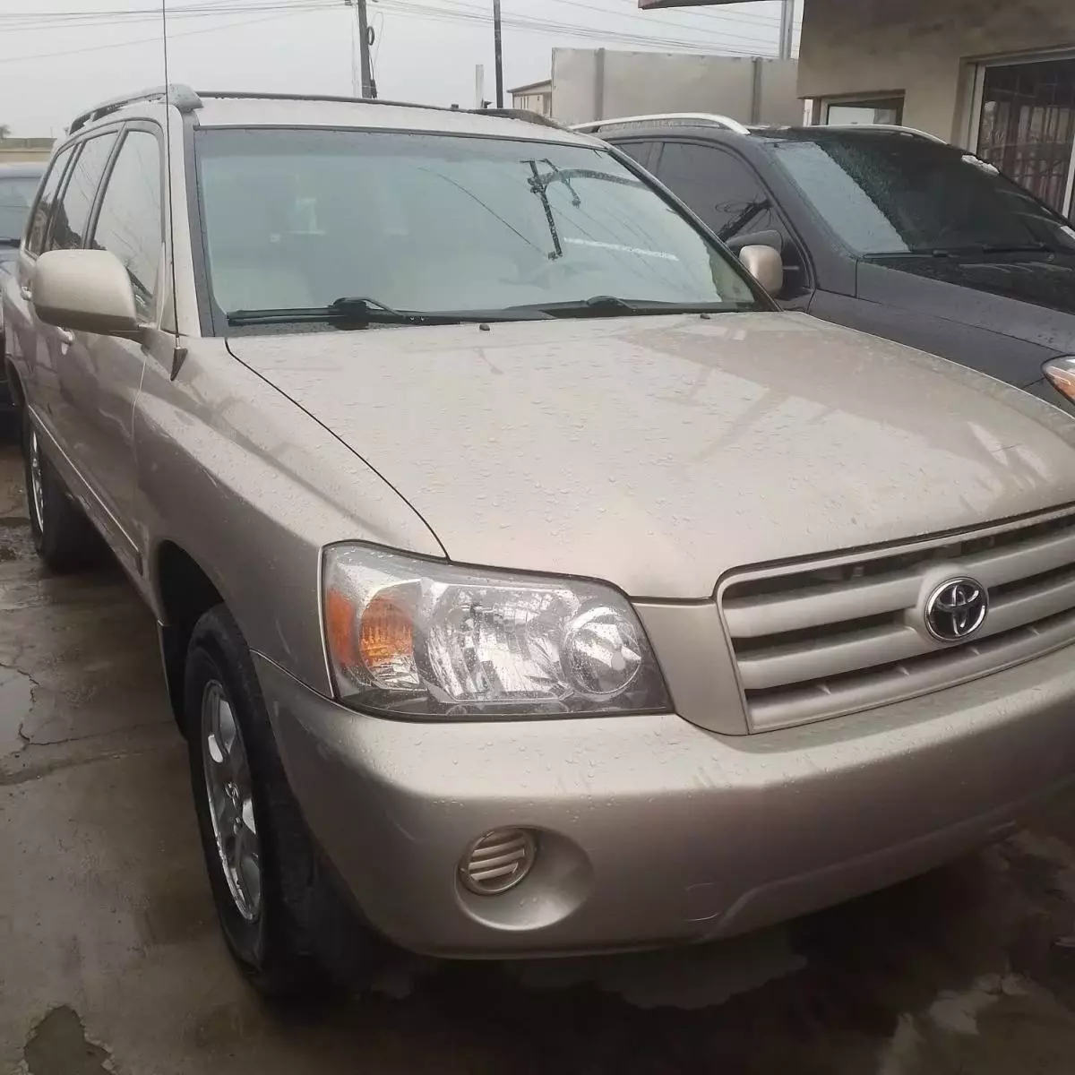 Toyota Highlander   - 2004