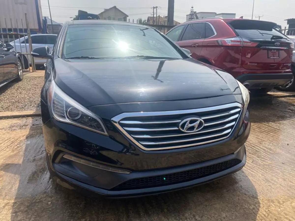 Hyundai Sonata   - 2015