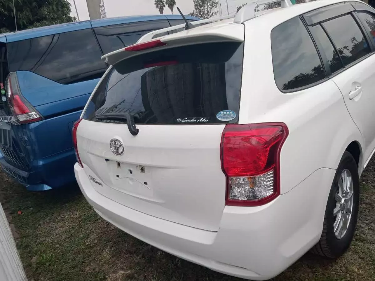 Toyota Fielder  - 2015