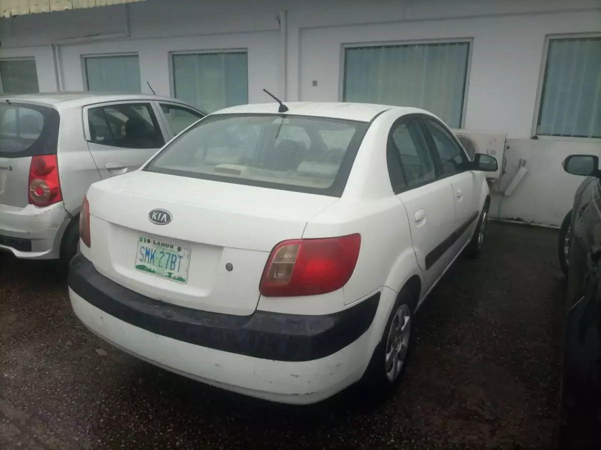 KIA Rio   - 2007