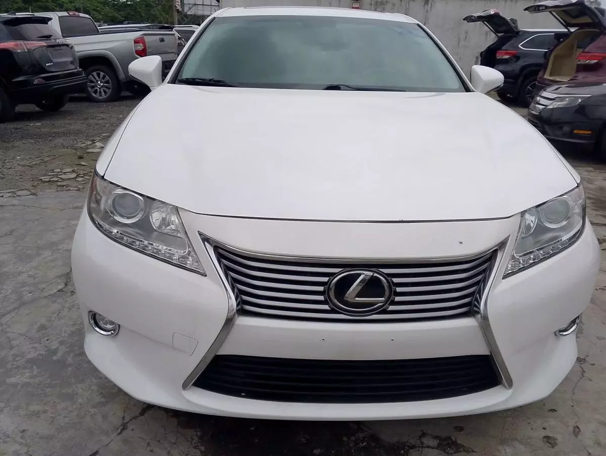 Lexus ES 350   - 2013