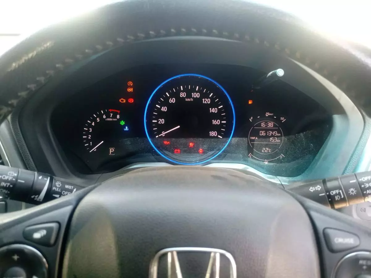 Honda Vezel    - 2016