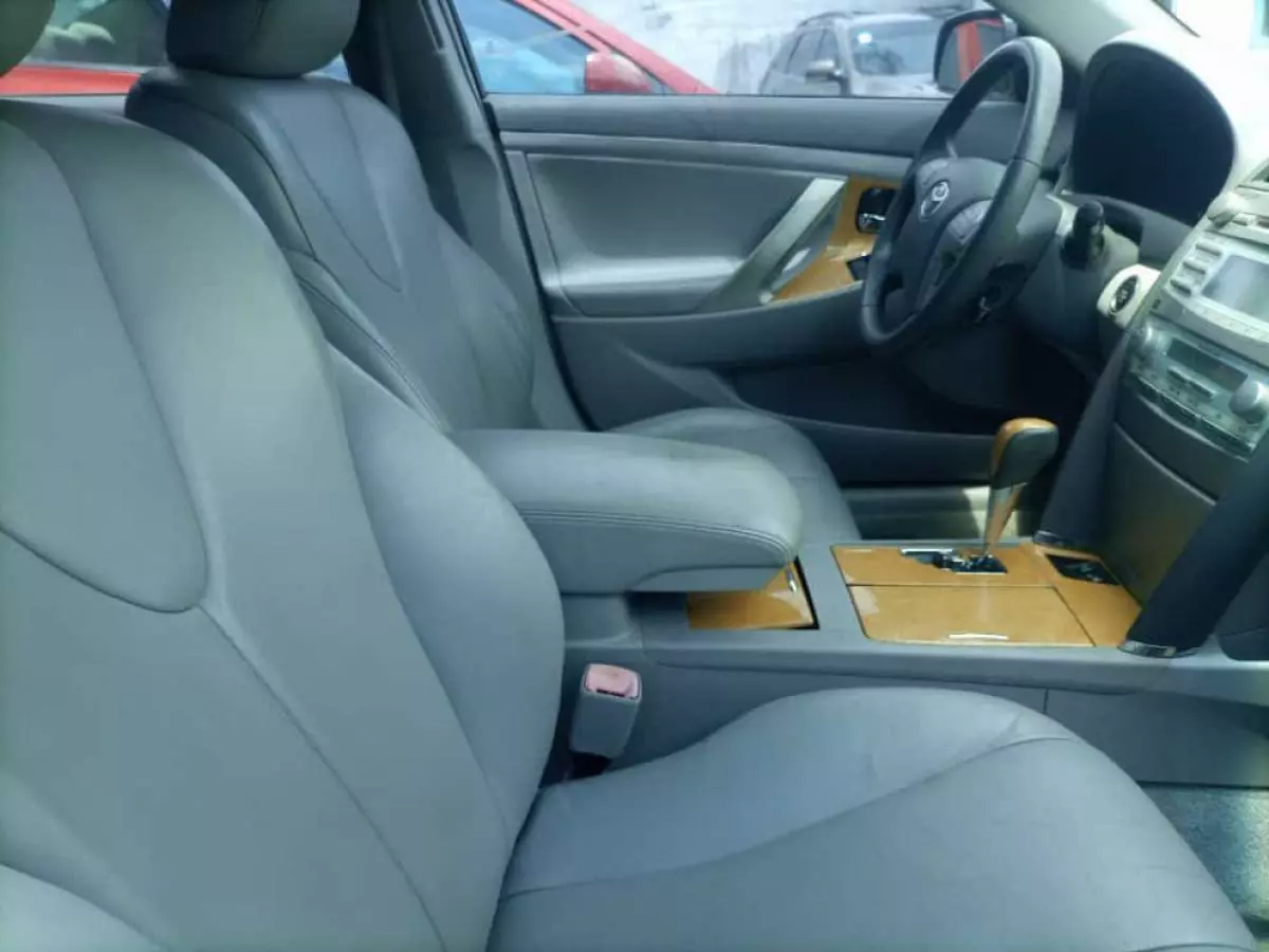 Toyota Camry - 2007