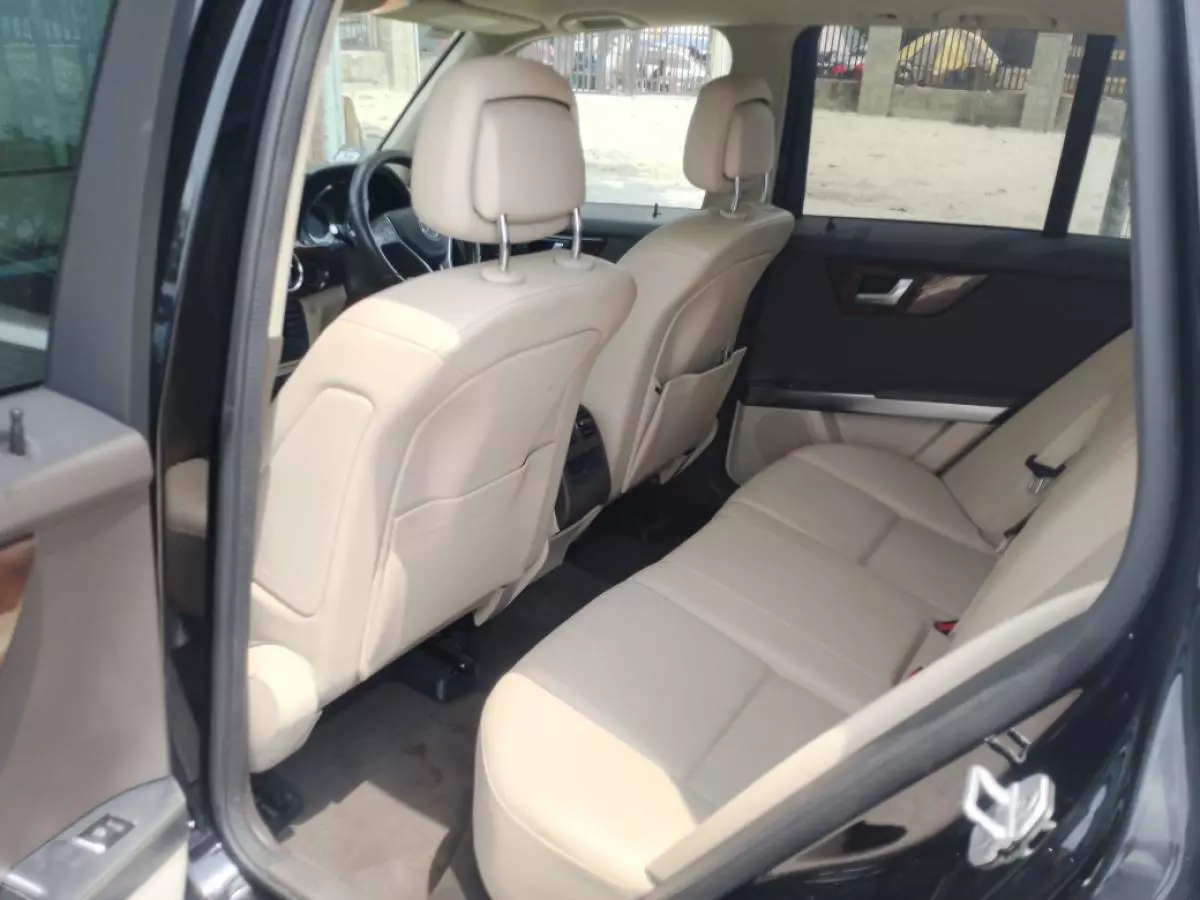 Mercedes-Benz GLK 350   - 2014