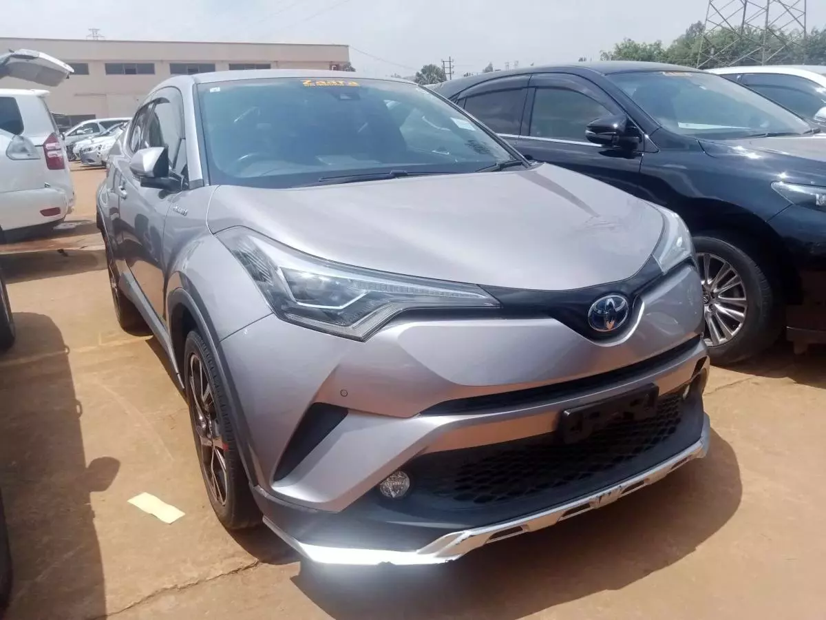 Toyota C-HR   - 2018