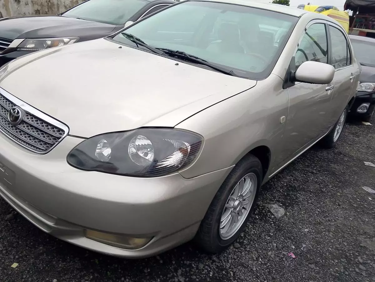 Toyota Corolla   - 2006