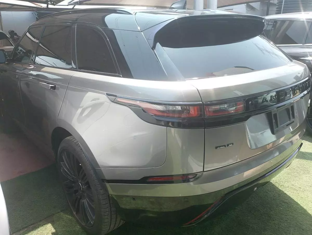 Land Rover Range Rover Velar   - 2018