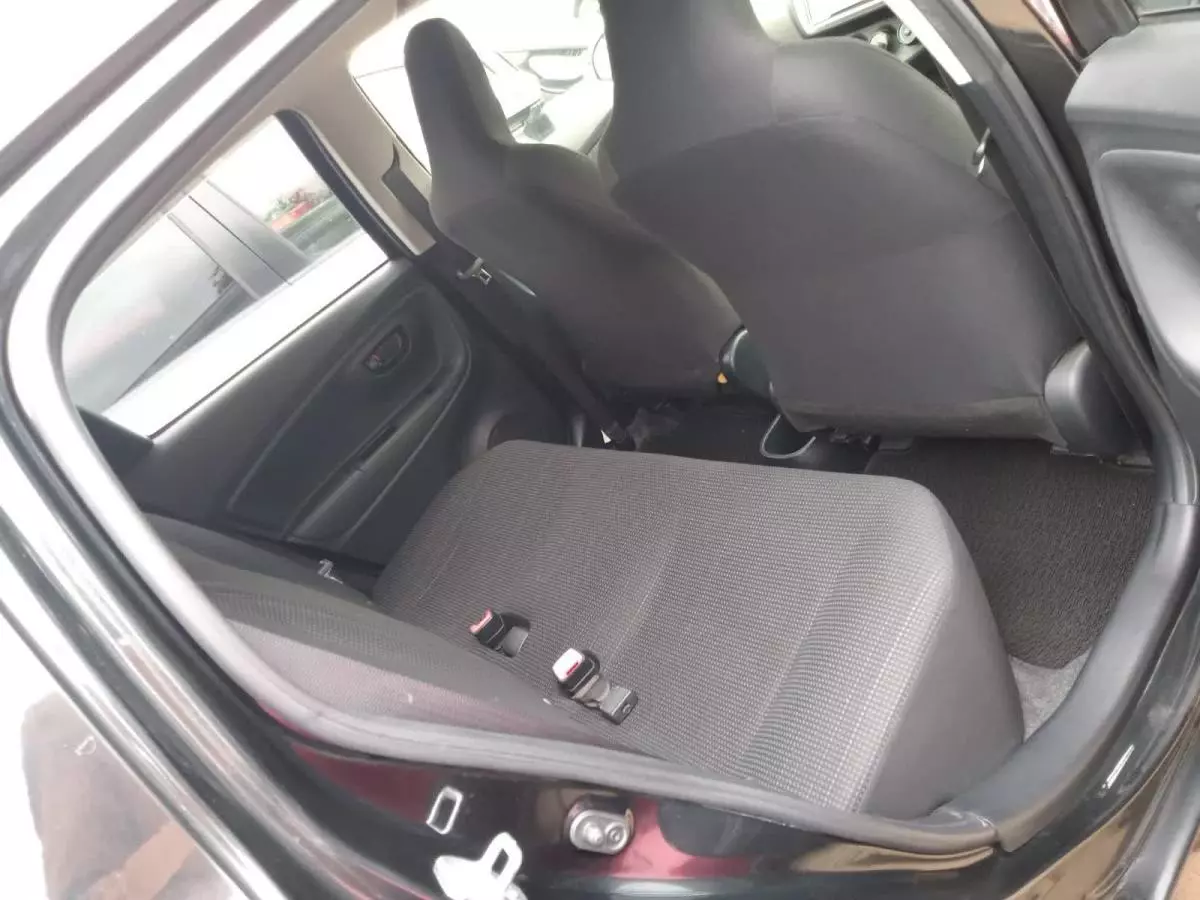 Toyota Vitz - 2015