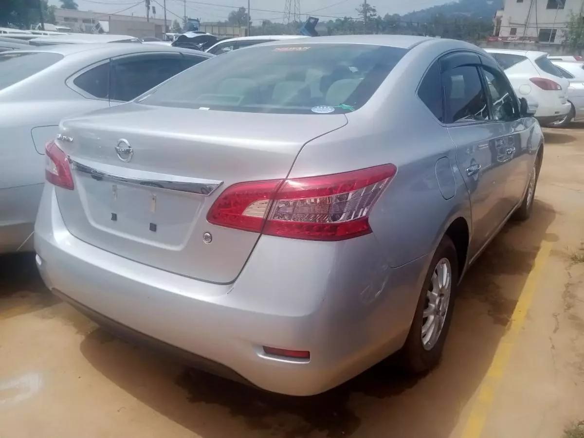 Nissan Sylphy   - 2011