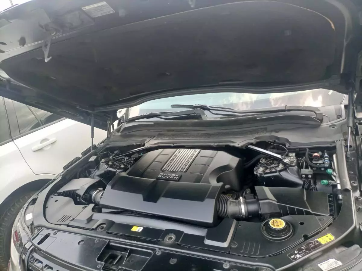 Land Rover RANGEROVER SUPERCHARGED - 2017