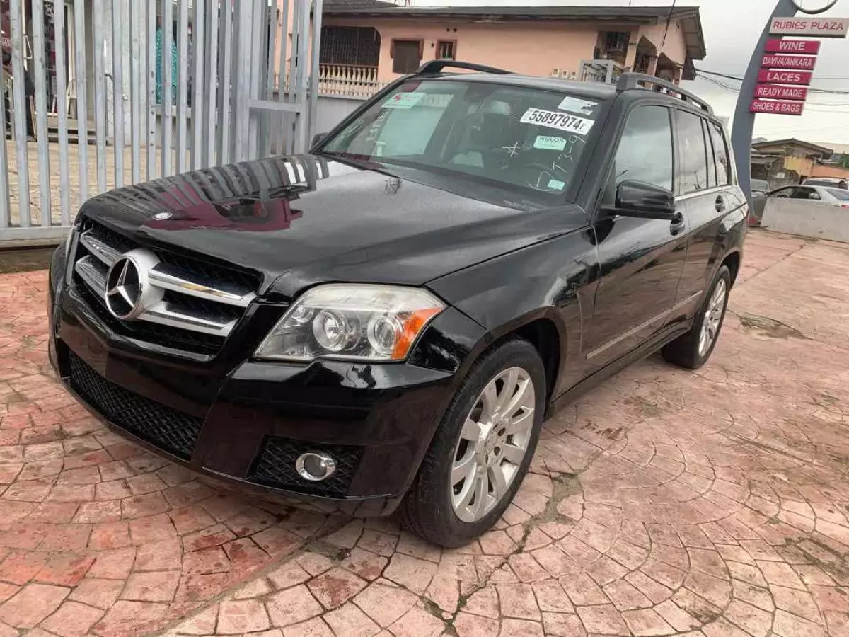 Mercedes-Benz GLK 350   - 2011