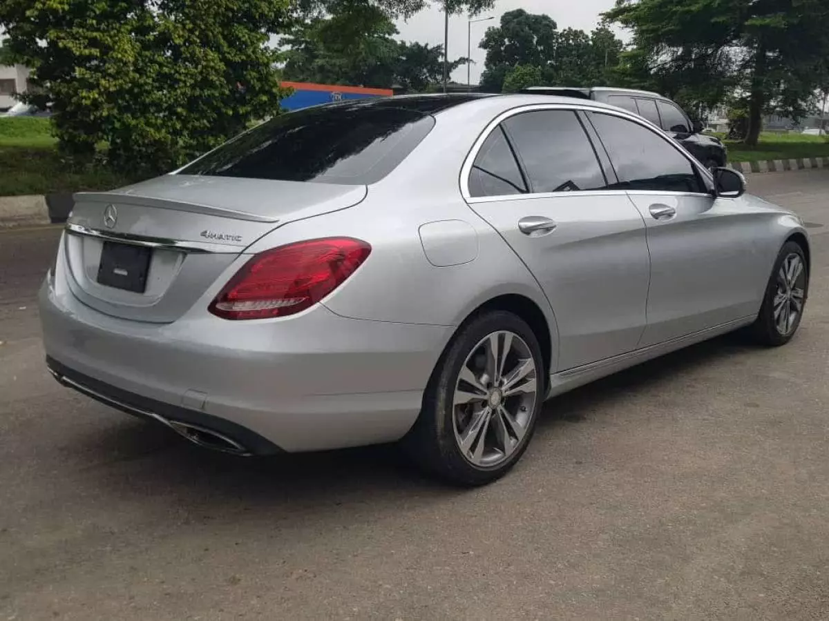 Mercedes-Benz C 300   - 2016