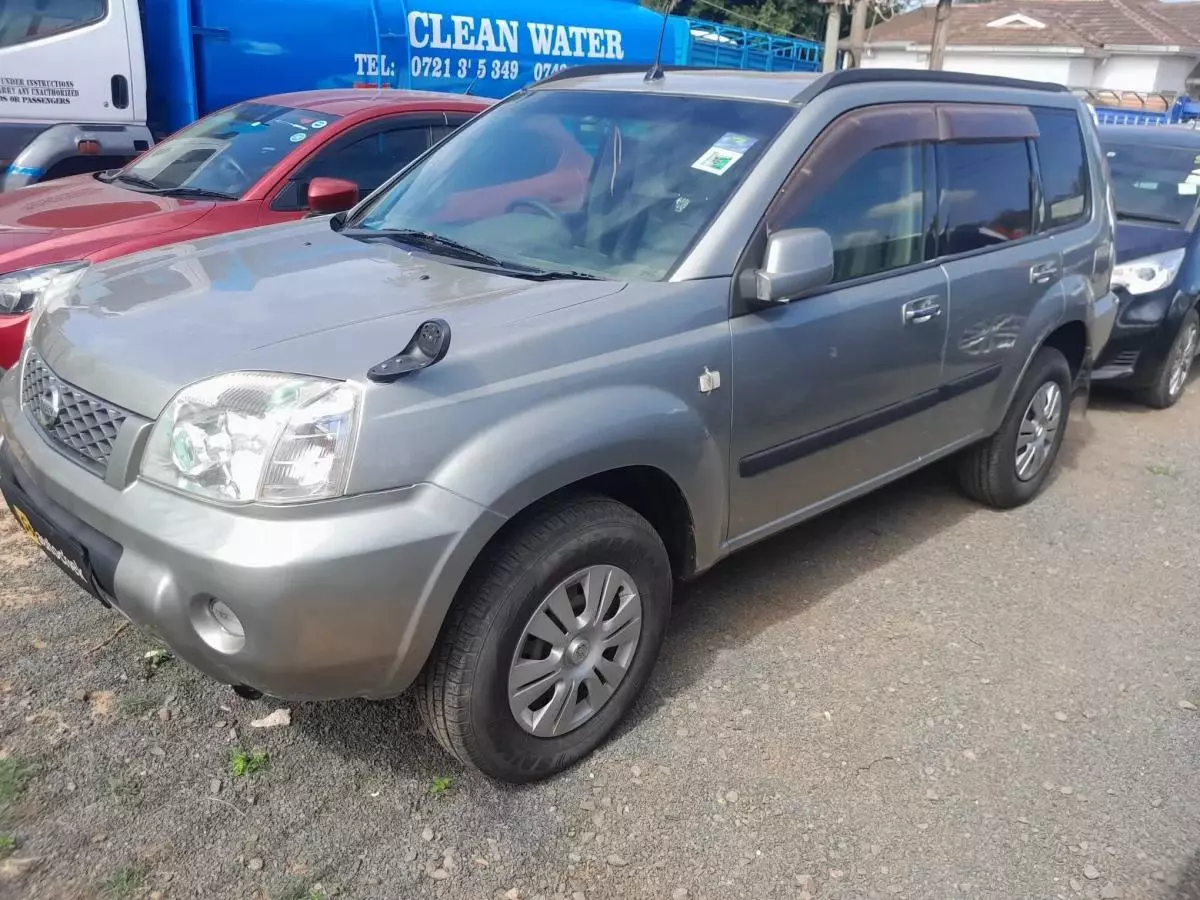 Nissan X-Trail   - 2006