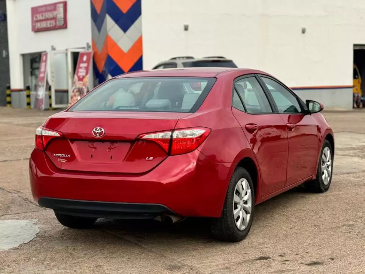 Toyota Corolla   - 2015