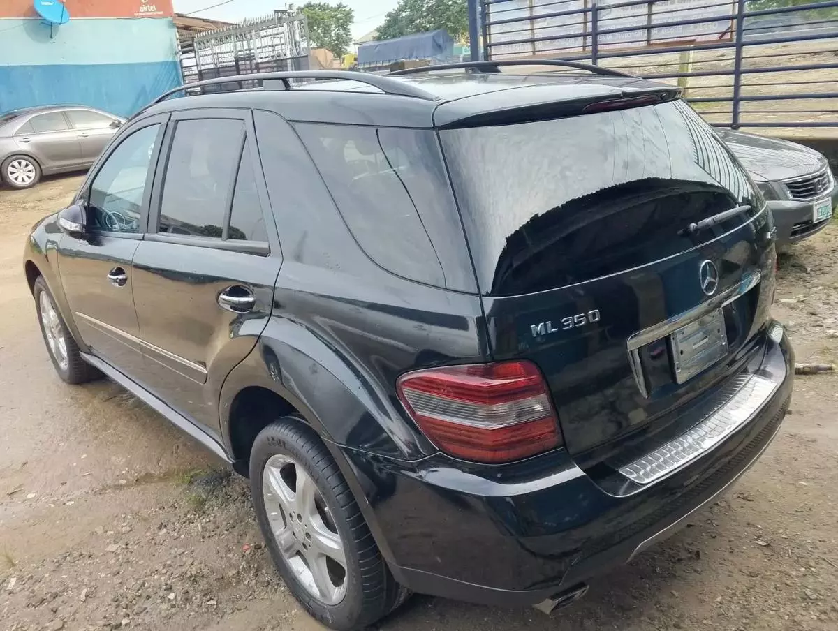 Mercedes-Benz ML 350   - 2008