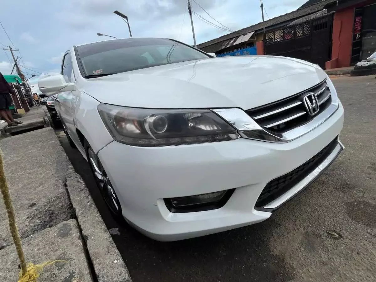 Honda Accord   - 2014