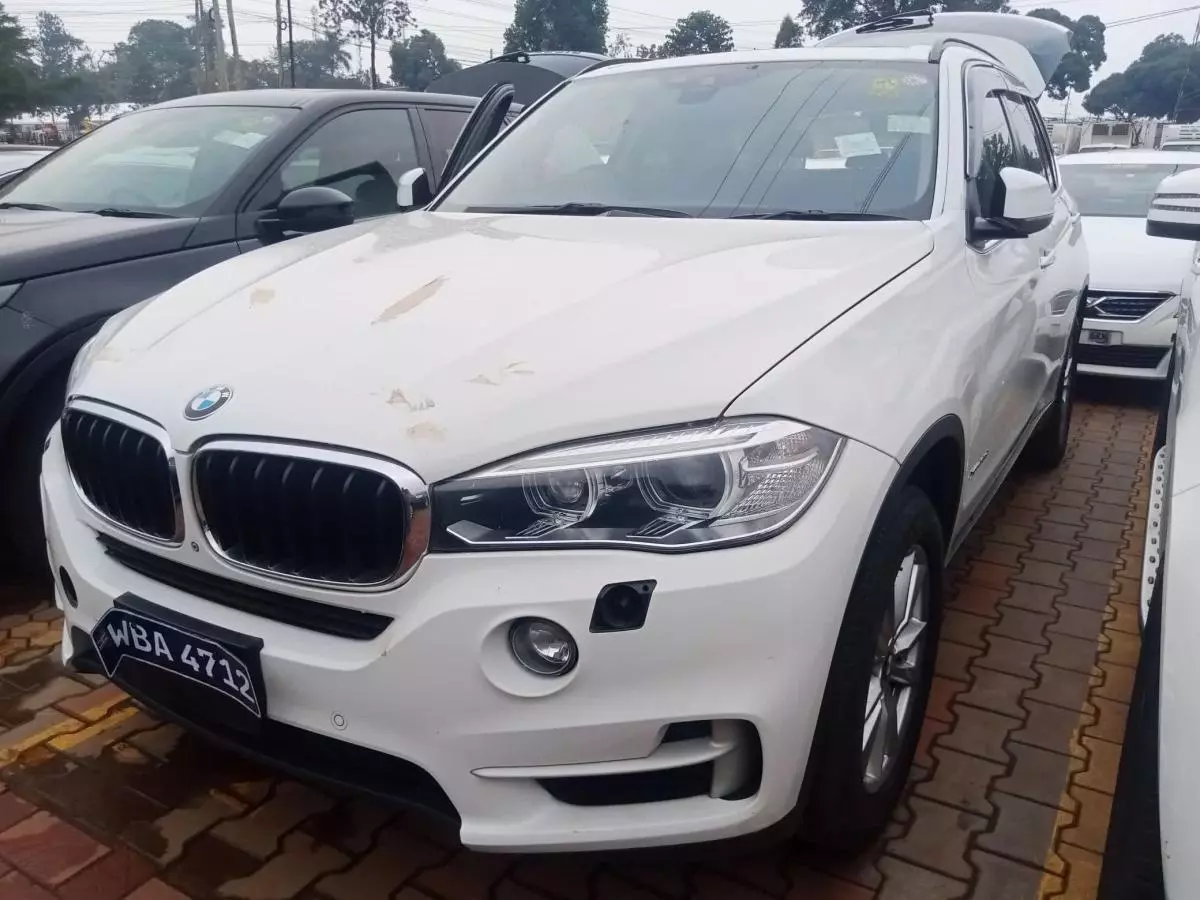 BMW X5   - 2015