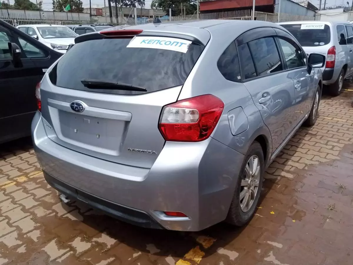 Subaru Impreza   - 2011