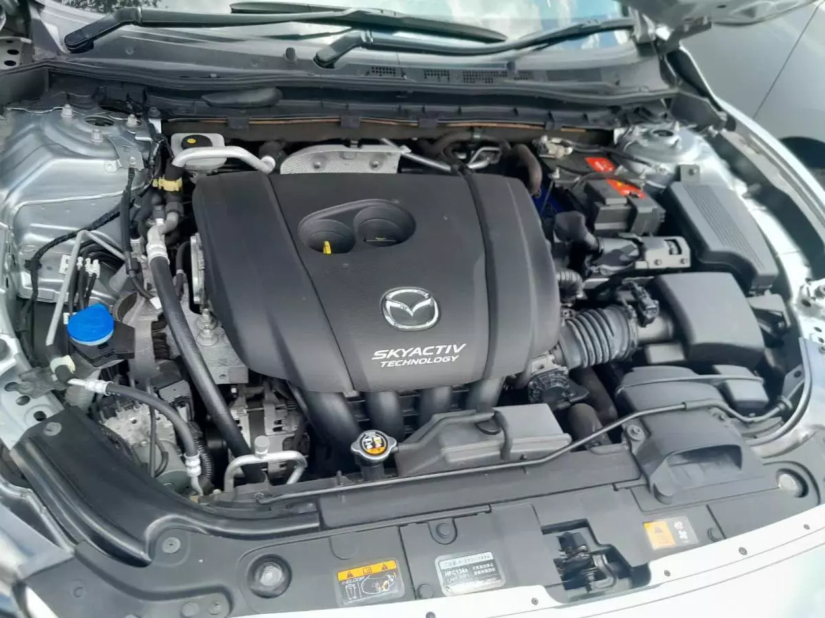 Mazda Atenza    - 2016