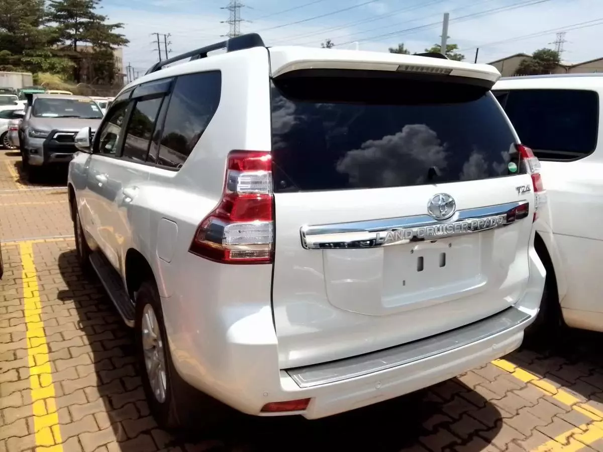 Toyota Landcruiser prado TX   - 2014