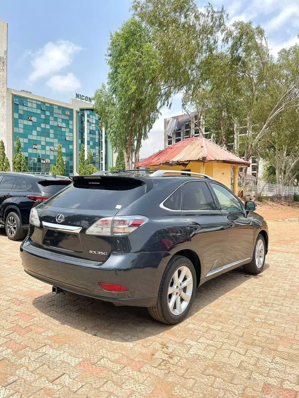 Lexus RX 350   - 2011