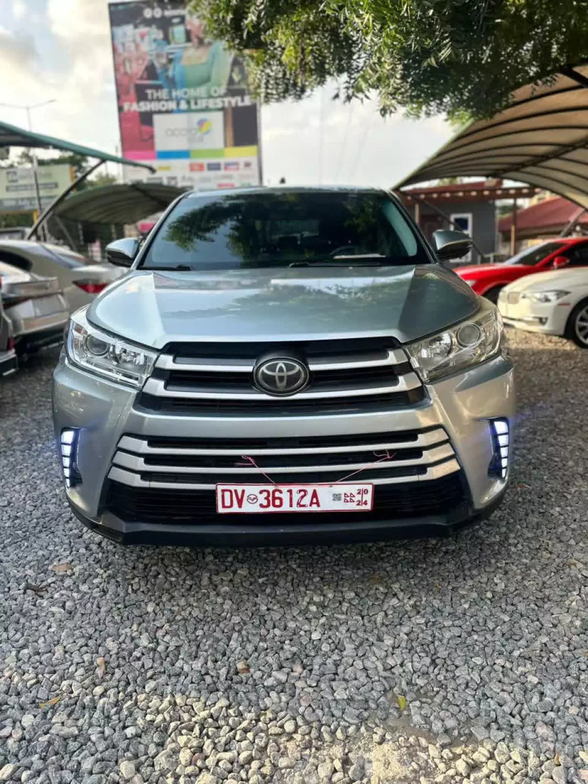 Toyota Highlander   - 2017