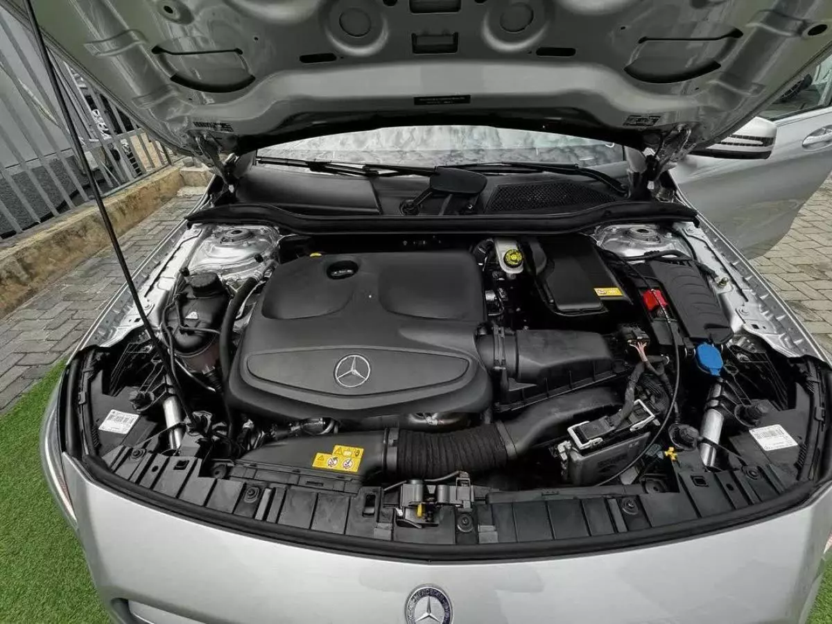 Mercedes-Benz GLA 250   - 2016