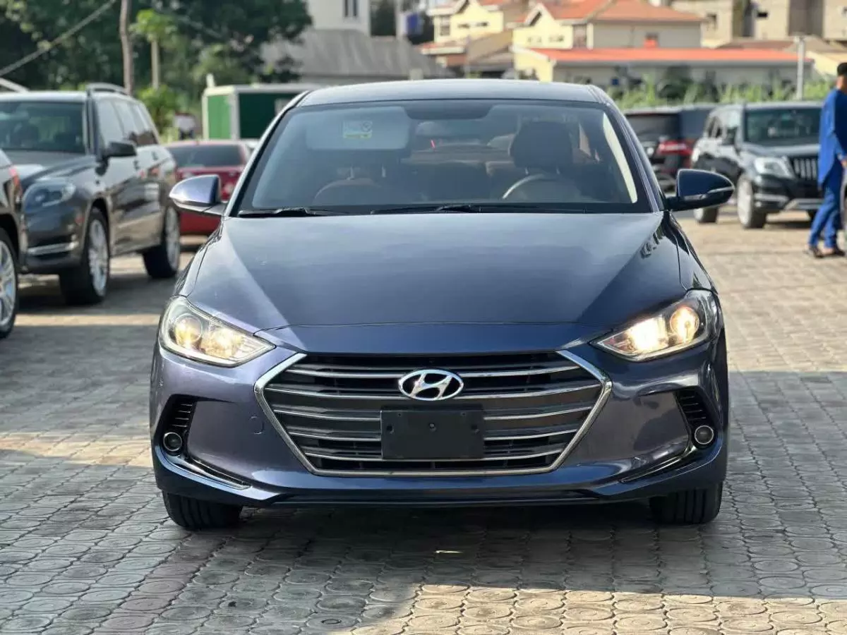 Hyundai Elantra   - 2017