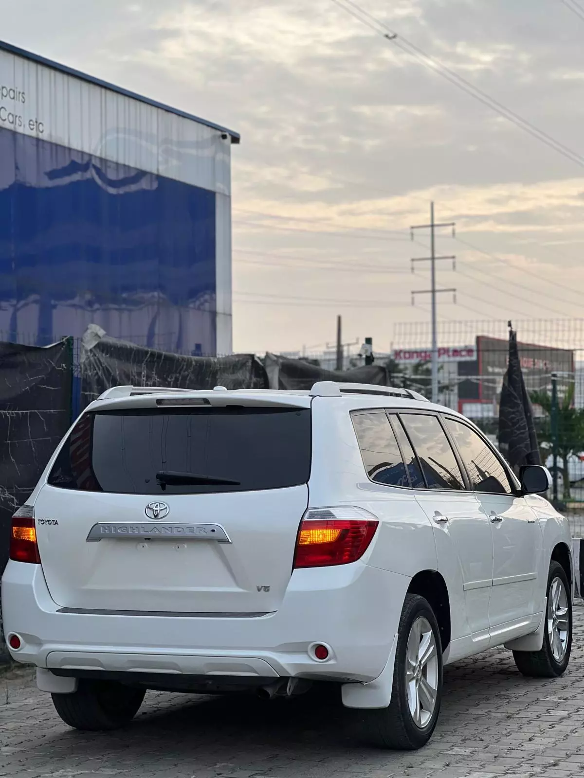 Toyota Highlander   - 2009