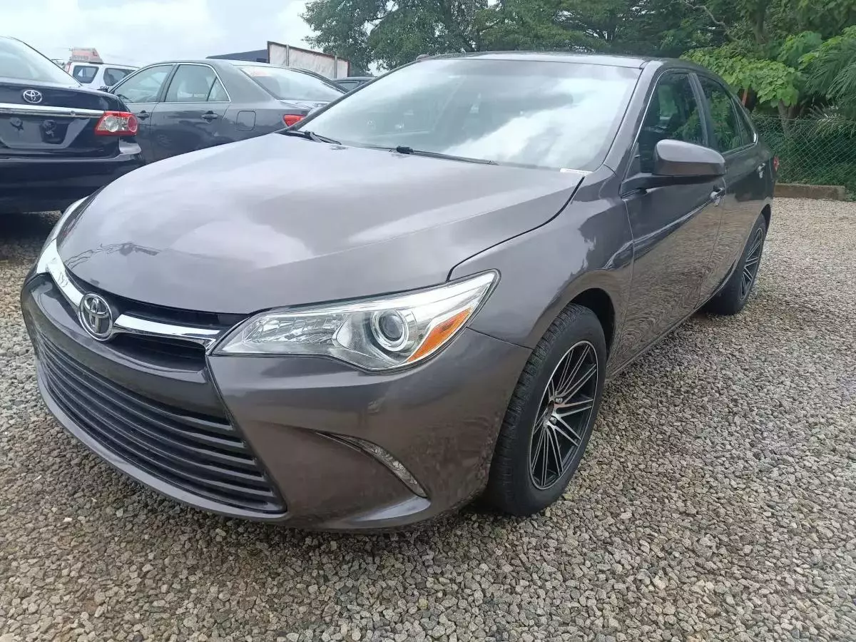 Toyota Camry   - 2017