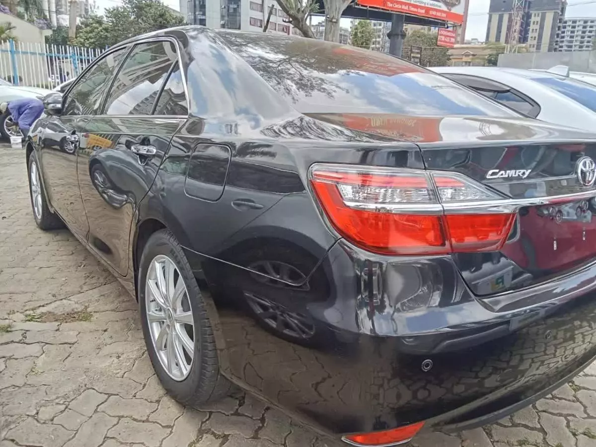 Toyota Camry   - 2015