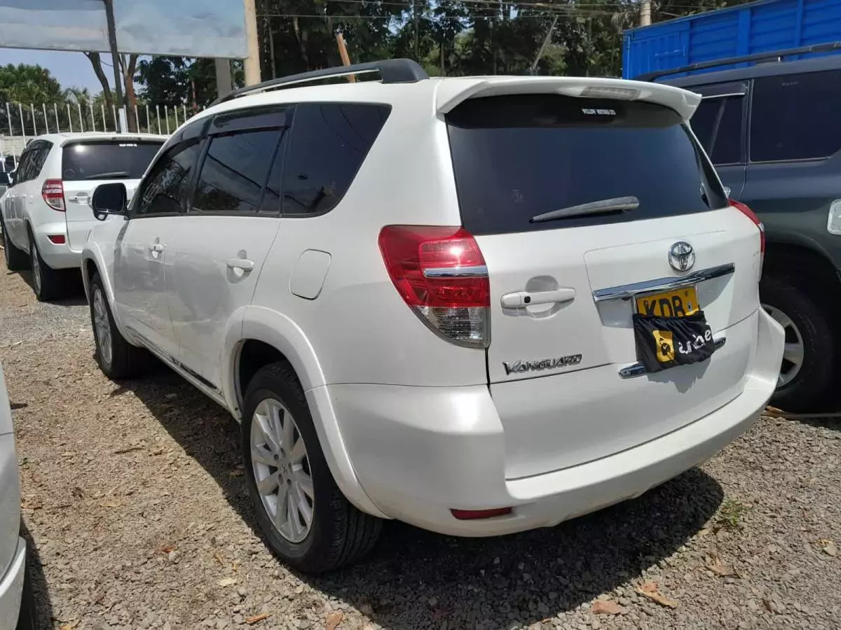 Toyota Vanguard  - 2013