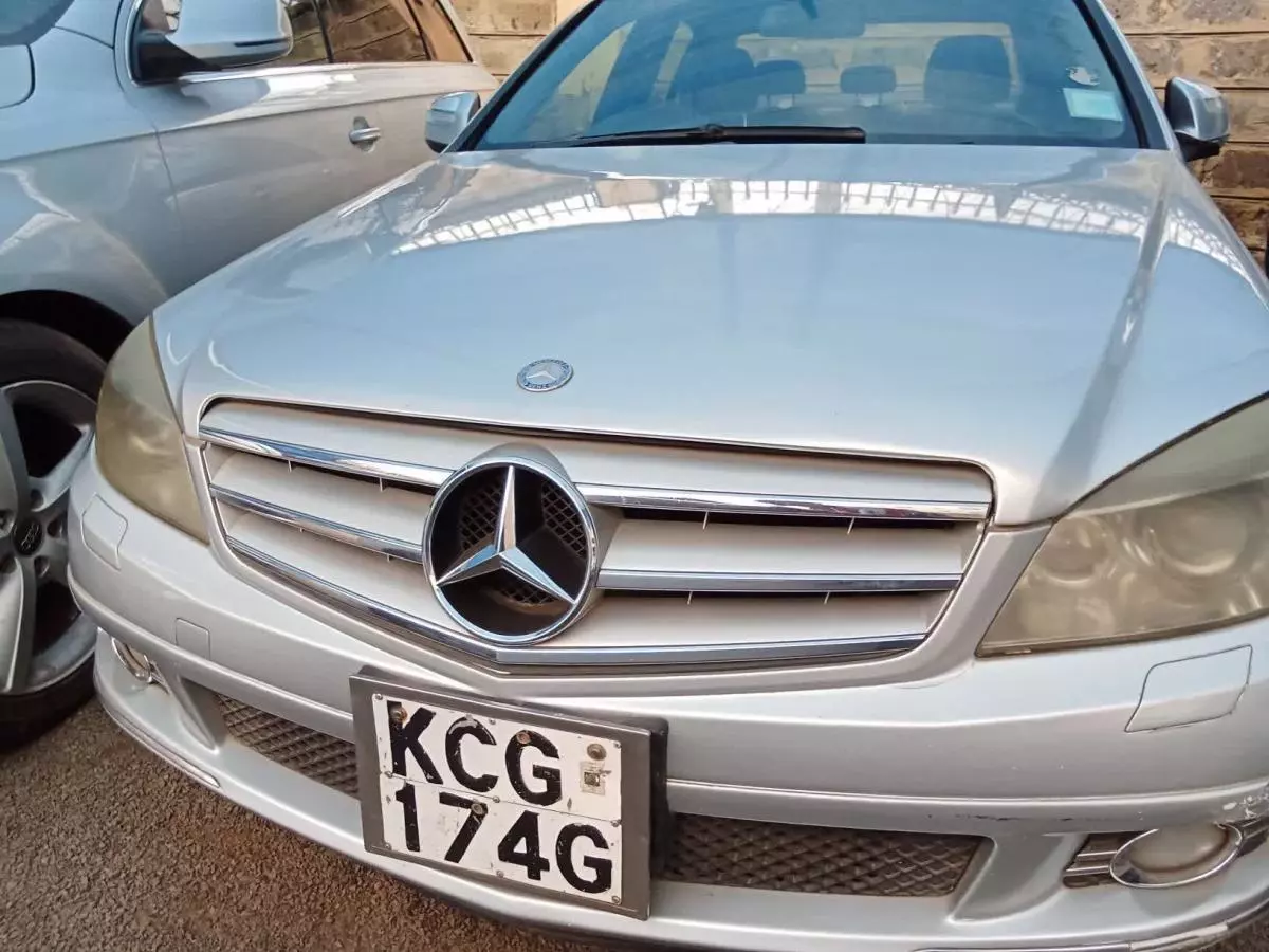 Mercedes-Benz C 200   - 2009