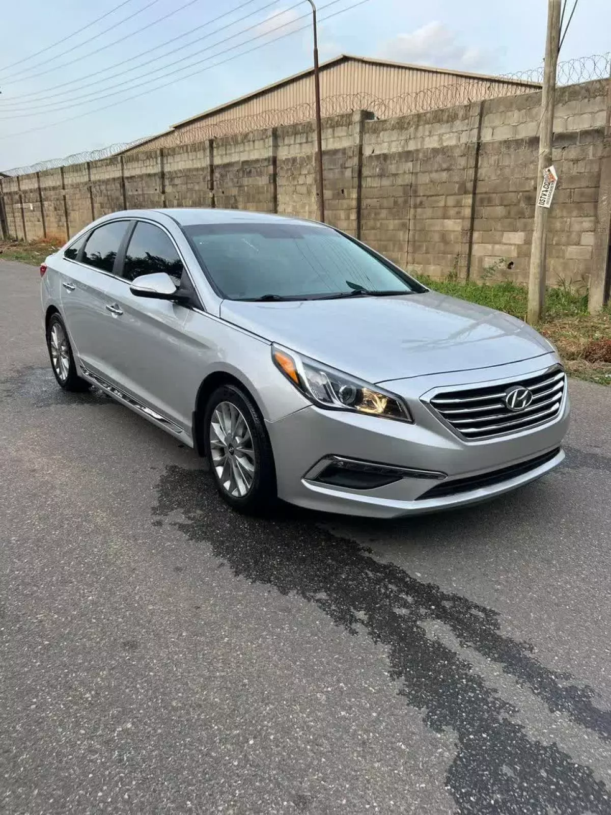 Hyundai Sonata   - 2015