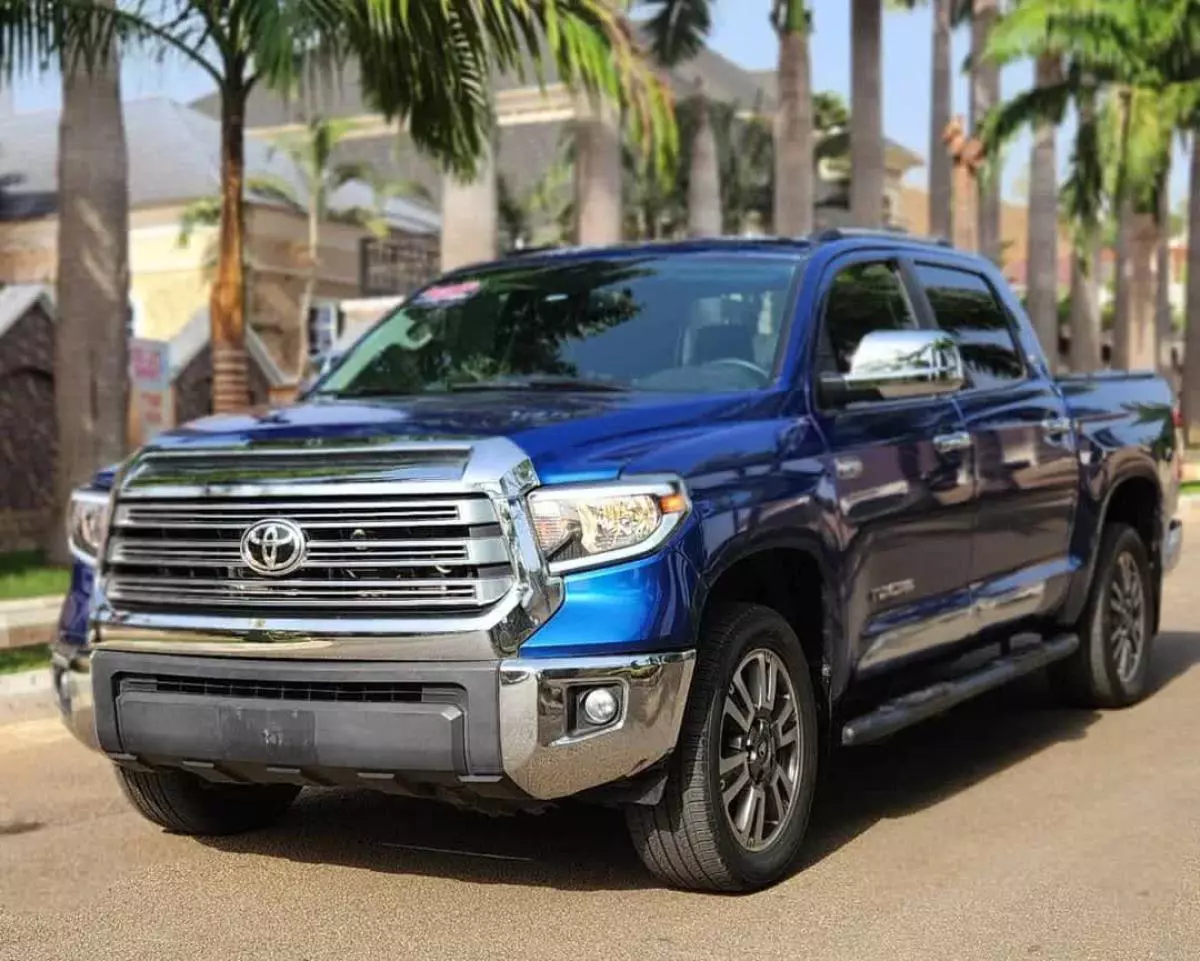 Toyota Tundra   - 2020