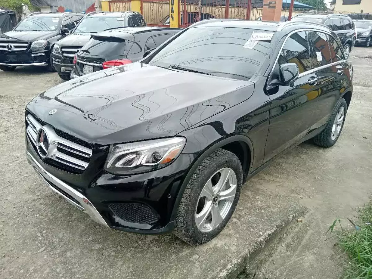 Mercedes-Benz GLC 300   - 2018