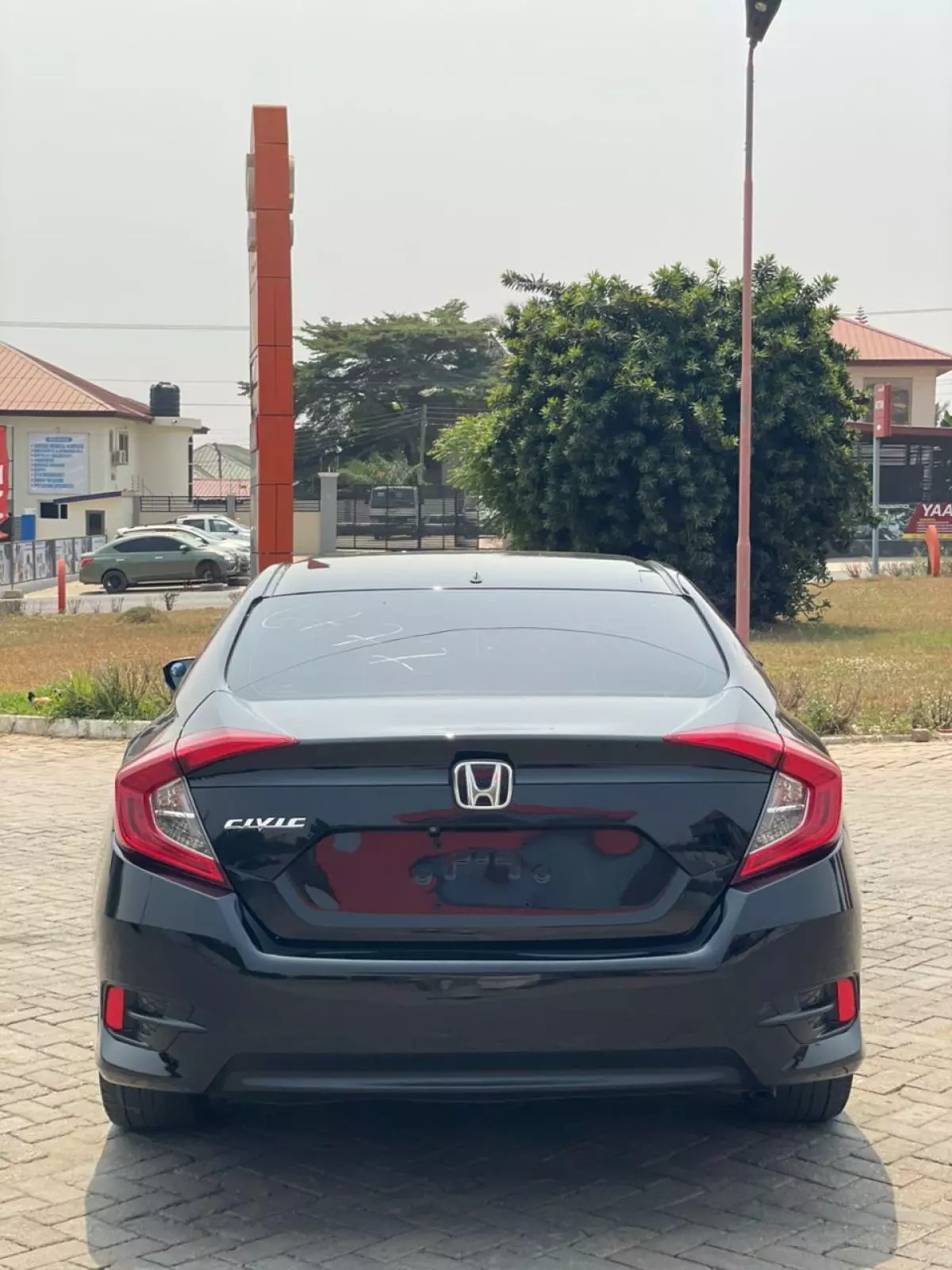 Honda Civic   - 2016