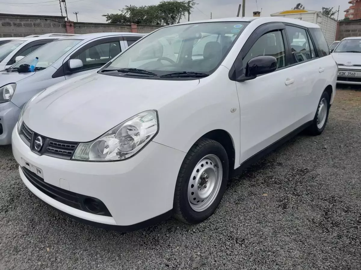 Nissan Wingroad  - 2015