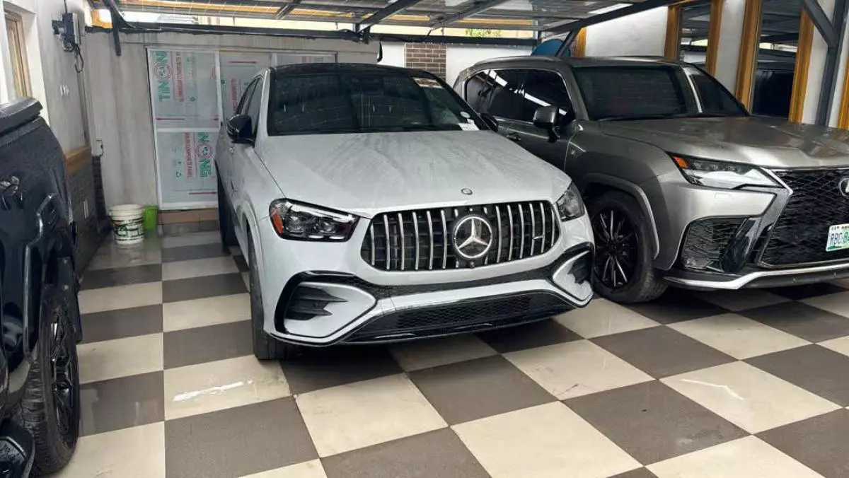 Mercedes-Benz GLE 53 AMG   - 2024