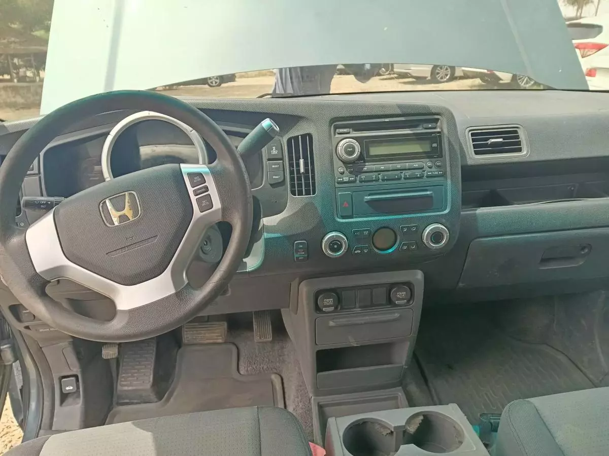 Honda Ridgeline - 2006