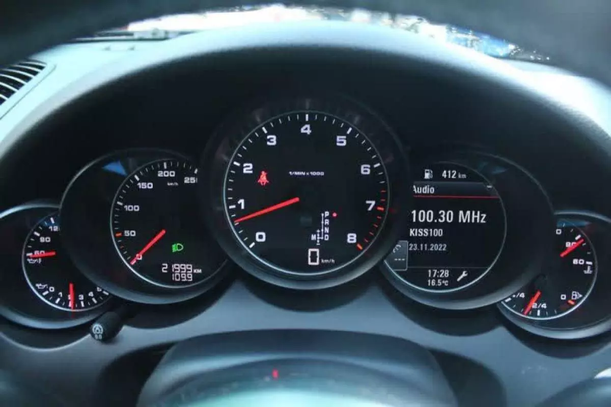 Porsche Cayenne - 2015