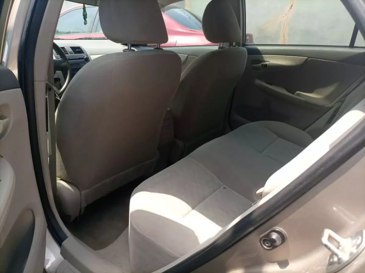 Toyota Corolla - 2009