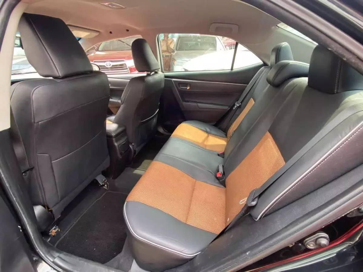 Toyota Corolla - 2014