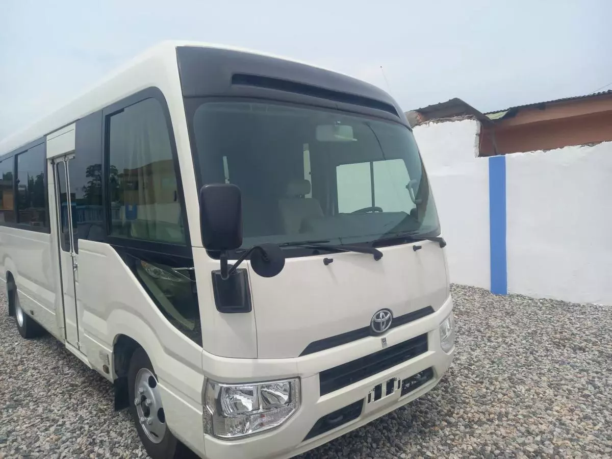 Toyota Coaster   - 2018