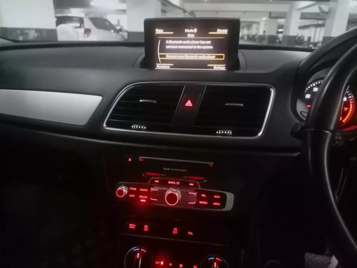 Audi Q3   - 2016