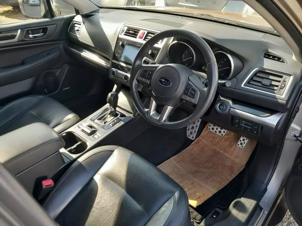 Subaru Outback - 2015