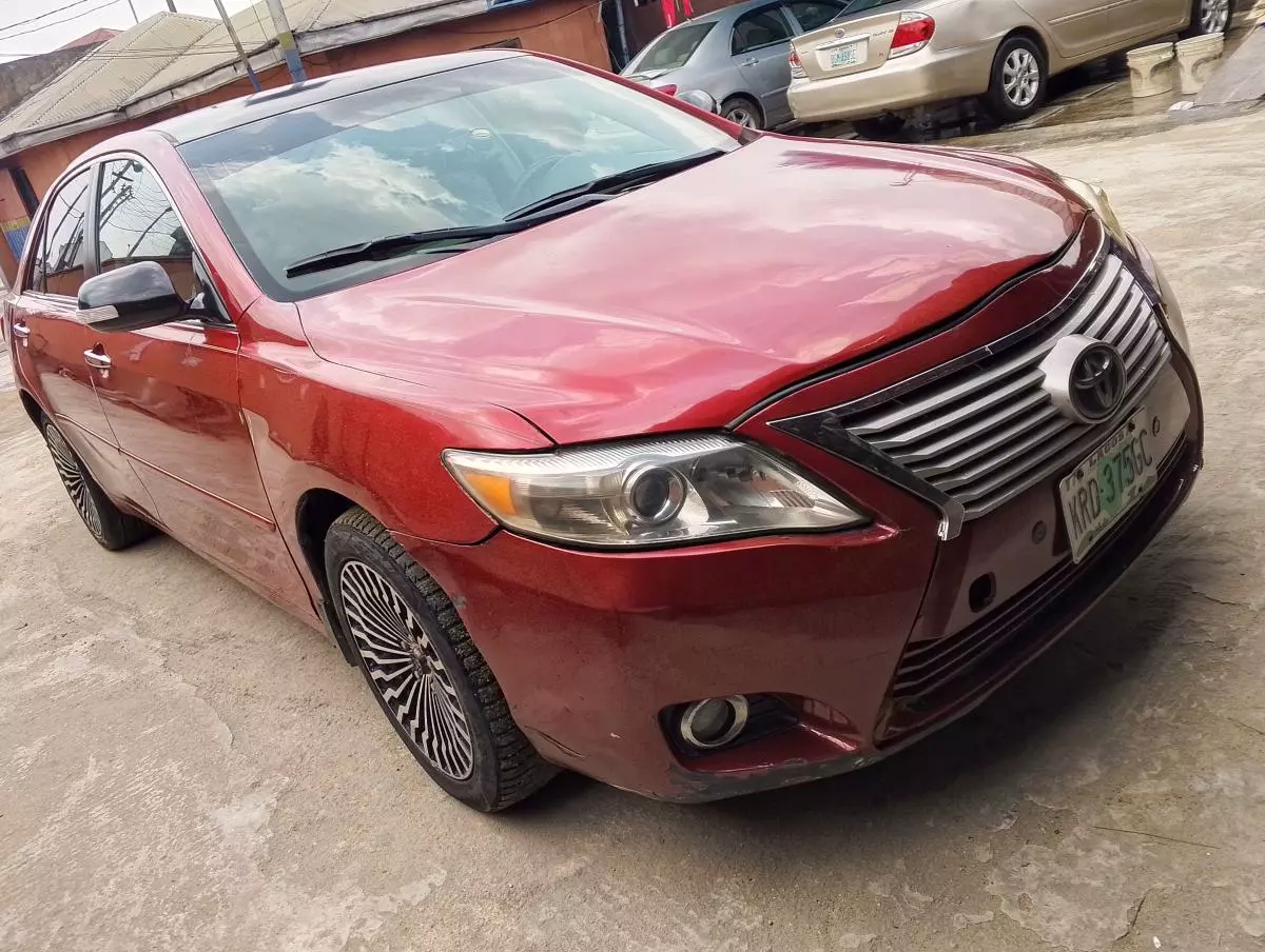 Toyota Camry   - 2007